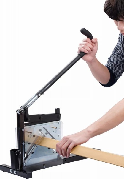 Schneidgerät AC110 für Kantenschutzwinkel aus Pappe