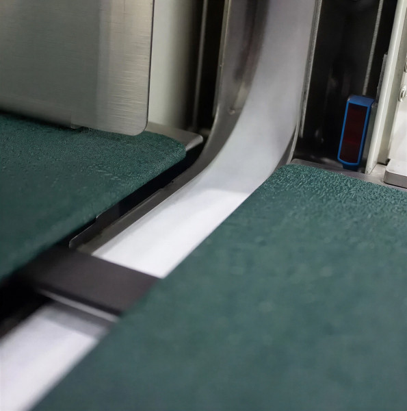 Automatische Banderoliermaschine EPOM02-30AB