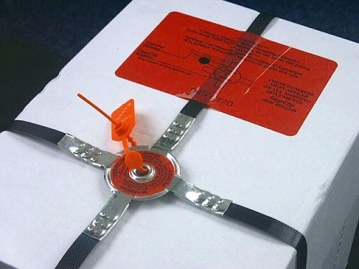 Topp Clip - Karton- und Palettensicherung